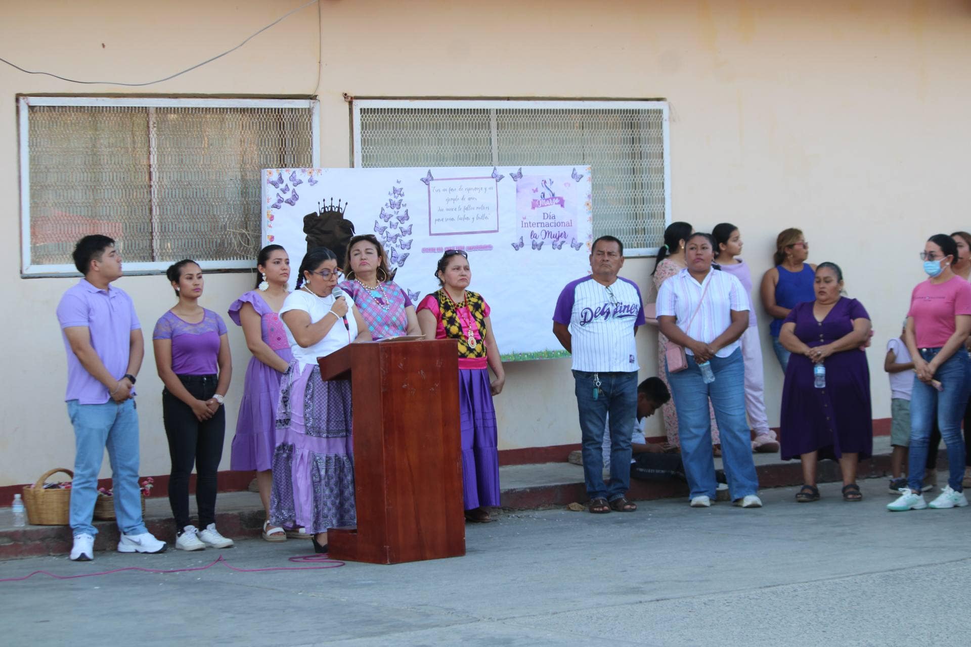 Conmemoran el Día Internacional de la Mujer con llamado a la igualdad y el respeto